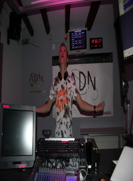 RADIO ADN EWAN